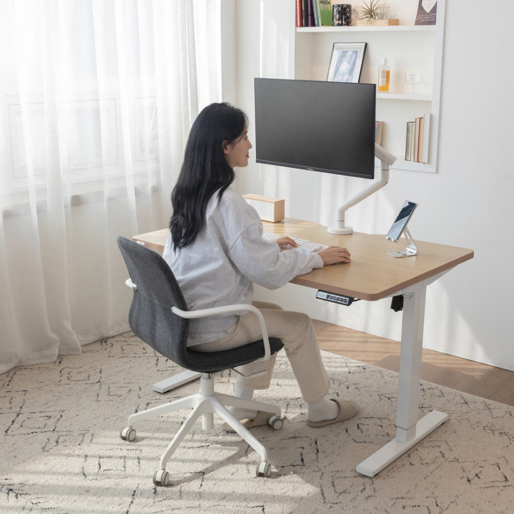 핏쳐 전동식 모션 데스크 스탠딩책상 커스터마이징 E1 PLUS 상판 25mm 1200