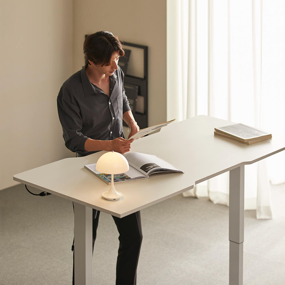 모션데스크 스탠딩 높낮이 높이조절 책상 MD301 1400x750